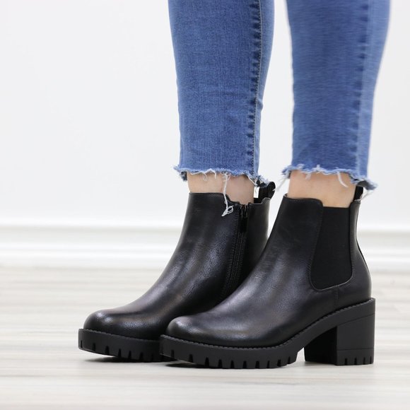 Chunky Chelsea Lug Black Ankle Boots - Picture 12 of 14